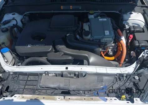 2018 Ford Fusion Hybrid Se z USA, uszkodzony, nr VIN 3FA6P0LU9JR221317